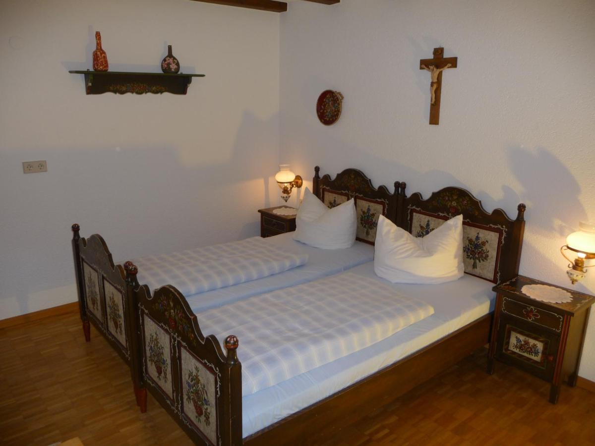 Gasthaus-Pension Zum Kreuz Stuhlingen Ngoại thất bức ảnh