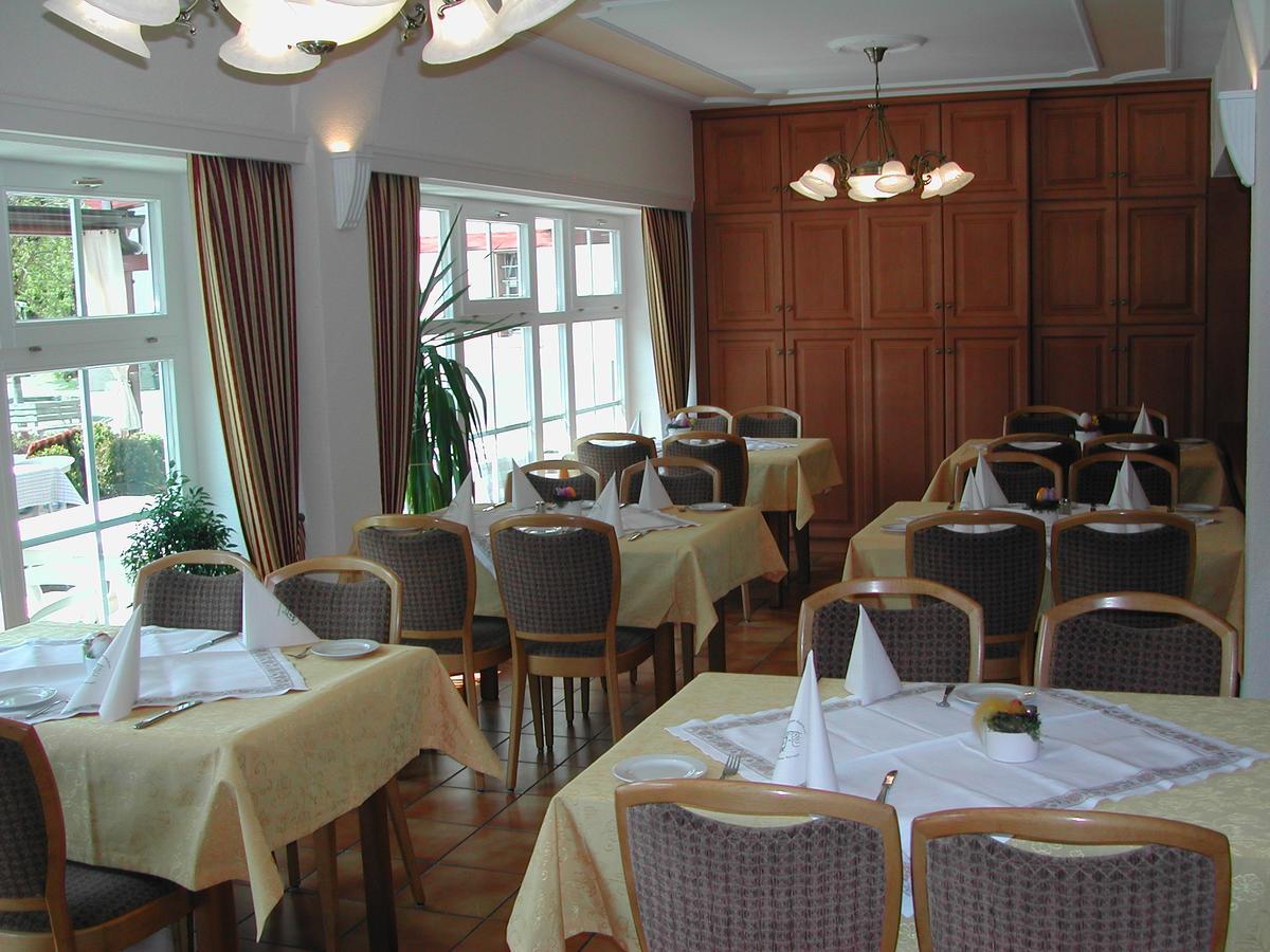 Gasthaus-Pension Zum Kreuz Stuhlingen Ngoại thất bức ảnh